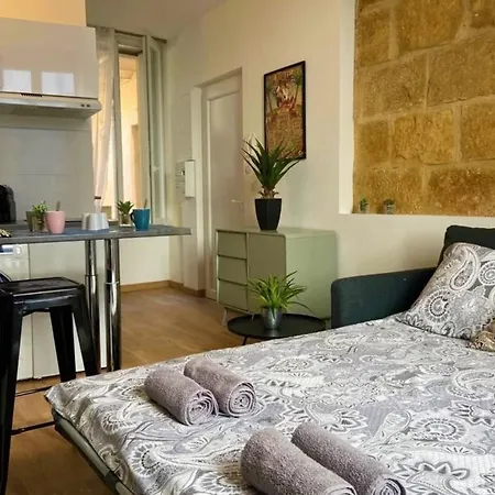 Le Nido - Studio In The Heart Of The Apartment Nimes